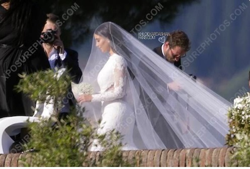 kimkardashian-weddingdress
