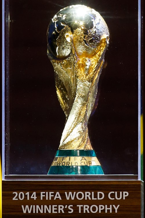 Louis Vuitton Designs a case for FIFA's Gold Trophy - BNL