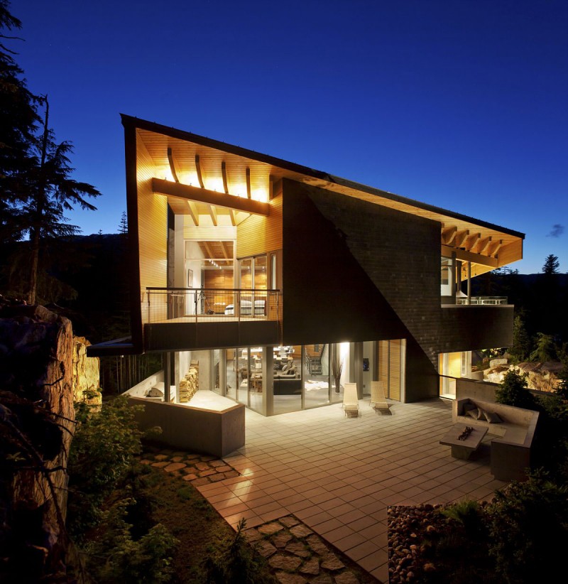 Whistler Luxury Home 7 Bedrooms Ext Night
