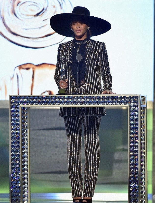 beyonce-cfda-awards-2016-2