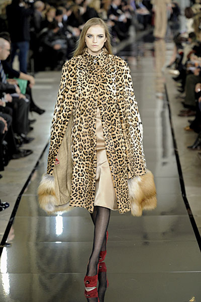 Paris Fashion Week: Valentino AW09 - my fashion life