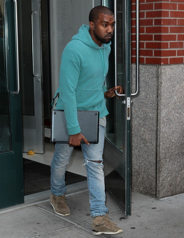 Kanye West calls on fans to boycott Louis Vuitton and praises