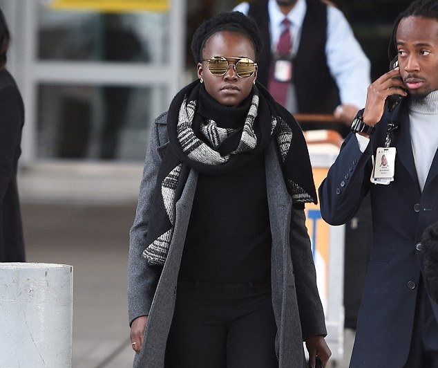 Lupita Nyong'o Knocks Airport Chic Out Of The Park And More...