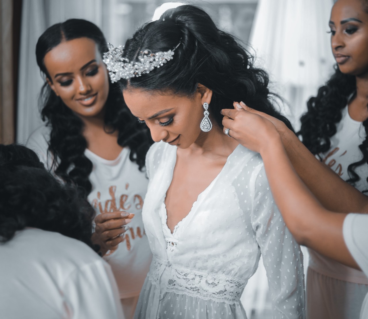 8 Stunning Hairstyles Which are Ideal For Indian Brides