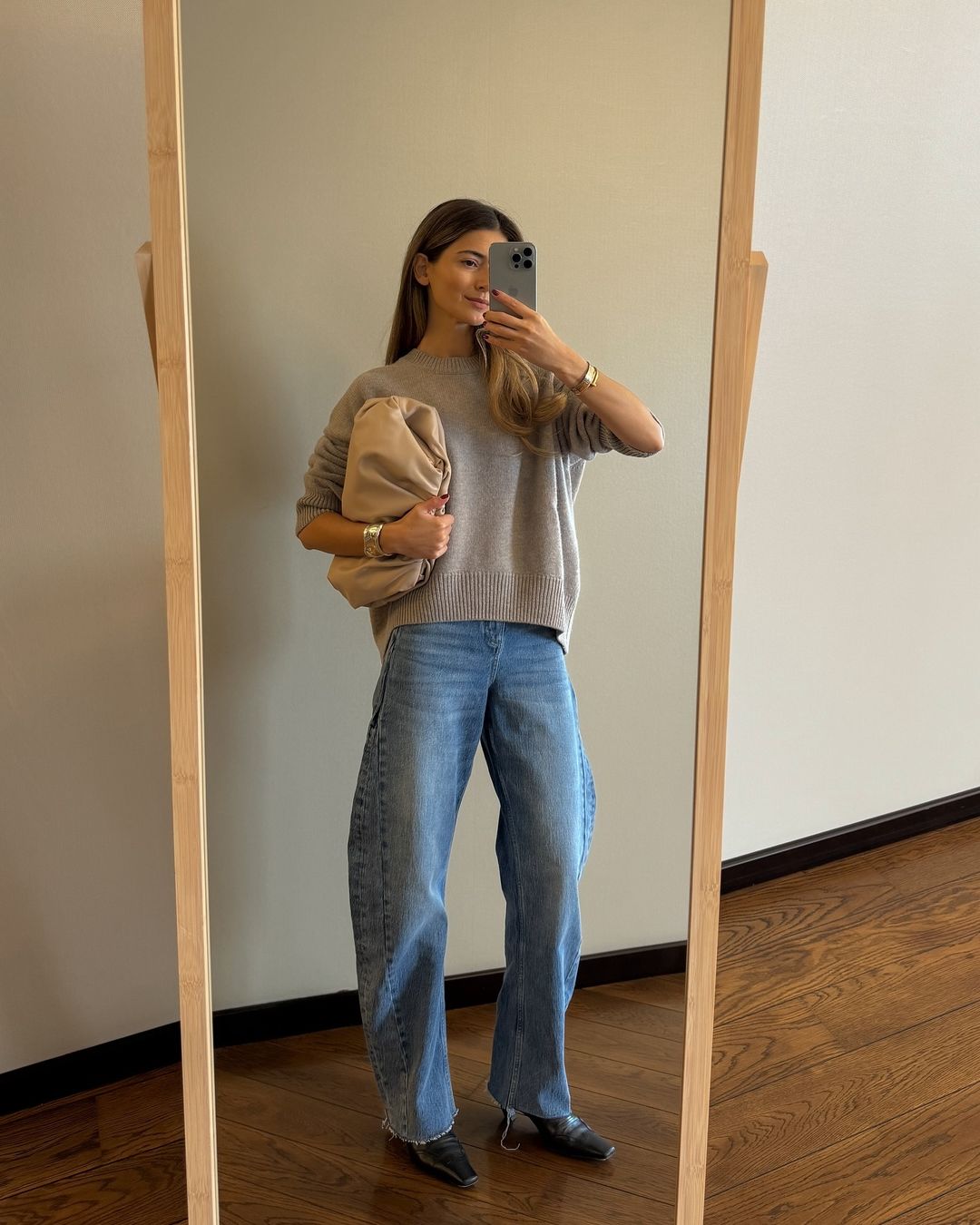 How To Style Barrel Jeans and Boots Like A Pro!