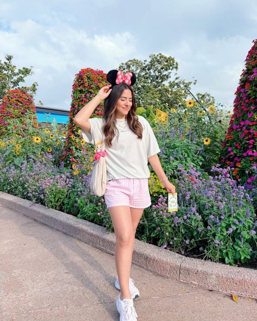 Disney Locket 20 Magical Disney Outfits to Inspire Your Next Look